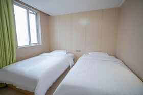 7 Days Inn Yunfu Luoding Central Branch