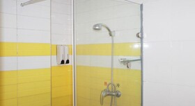 7 Days Inn Yunfu Luoding Central Branch