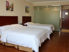 GreenTree Inn ShenZhen BaoAn XiXIang PingZhou Metro Station Business Hotel