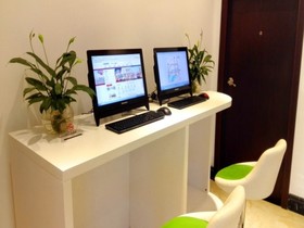 Vatica Guangdong Shenzhen Longhua Qinghu Metro Station Hotel