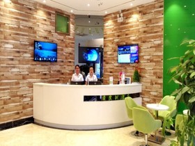 Vatica Guangdong Shenzhen Longhua Qinghu Metro Station Hotel