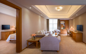 Vienna Hotel Tianbao Road
