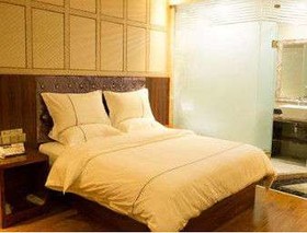 Super 8 by Wyndham Beihai Bei Bu Wan Square