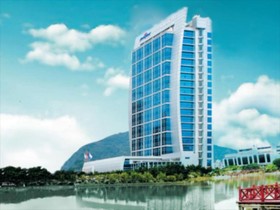 Changshan Lake Plaza Changle