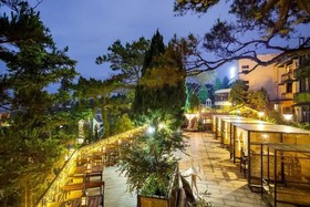 Lanzone Resort