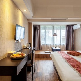 Lanzone Resort