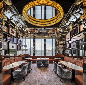 Four Seasons Hotel Hong Kong