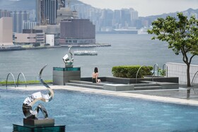 Four Seasons Hotel Hong Kong