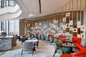 Four Seasons Hotel Hong Kong