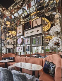 Four Seasons Hotel Hong Kong