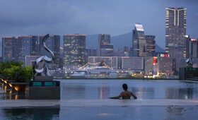 Four Seasons Hotel Hong Kong