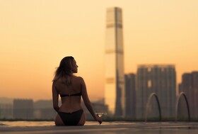 Four Seasons Hotel Hong Kong