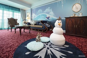 Hong Kong Disneyland Hotel