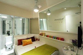 Apple Hotel