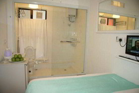 Apple Hotel