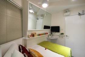 Apple Hotel