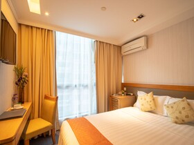 Bishop Lei International House