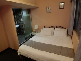 Bloomy Hotel