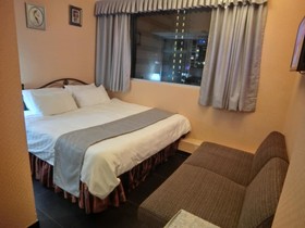 Bloomy Hotel