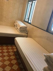 Hoi To Hostel