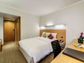 Novotel Hong Kong Century