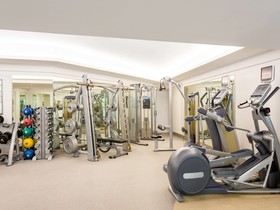 Novotel Hong Kong Century