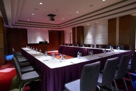 Wharney Guang Dong Hotel