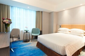 Wharney Guang Dong Hotel
