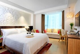 Wharney Guang Dong Hotel