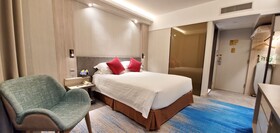 Wharney Guang Dong Hotel