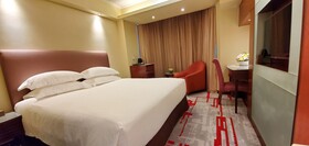 Wharney Guang Dong Hotel