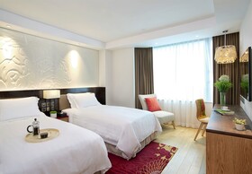 Wharney Guang Dong Hotel