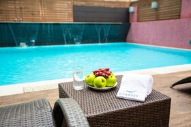 Wharney Guang Dong Hotel