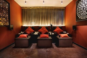 Wharney Guang Dong Hotel