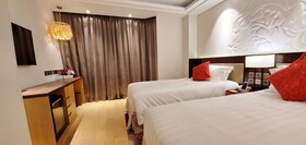 Wharney Guang Dong Hotel