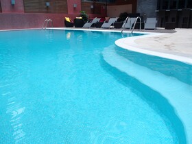 Wharney Guang Dong Hotel
