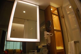 Wharney Guang Dong Hotel