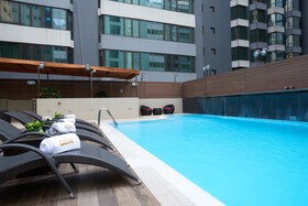 Wharney Guang Dong Hotel