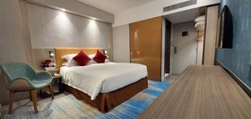 Wharney Guang Dong Hotel