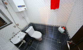 D Red Loft