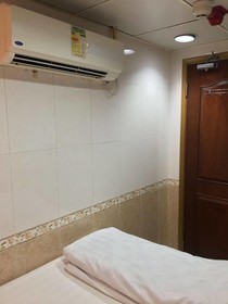 Everest Hostel