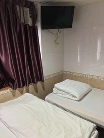 Everest Hostel