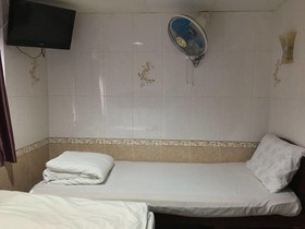 Everest Hostel