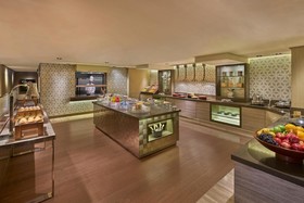 Holiday Inn Golden Mile