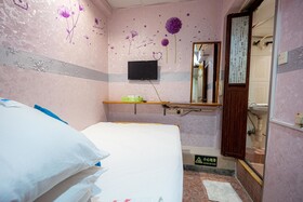 Lucky Hostel