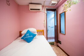 Lucky Hostel