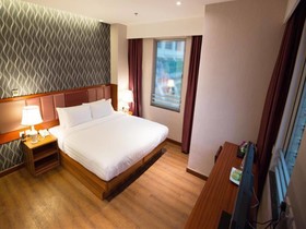 Metro Winner Hotel