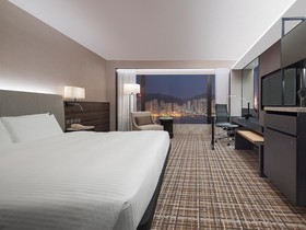 New World Millennium Hong Kong Hotel