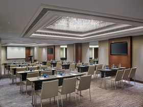 New World Millennium Hong Kong Hotel