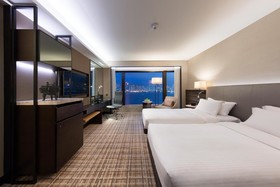 New World Millennium Hong Kong Hotel